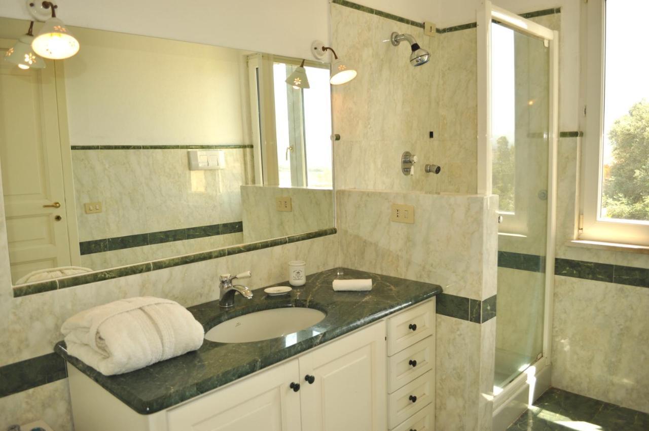 Villa Luce B&B Olbia Bagian luar foto